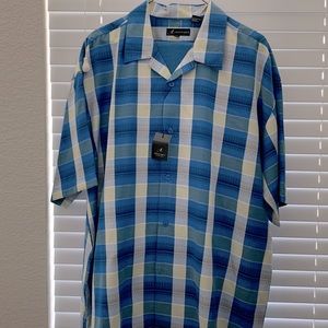 Mens 2pcs walking suit nice to wear causal or dressy. Size XXL with 48 waist